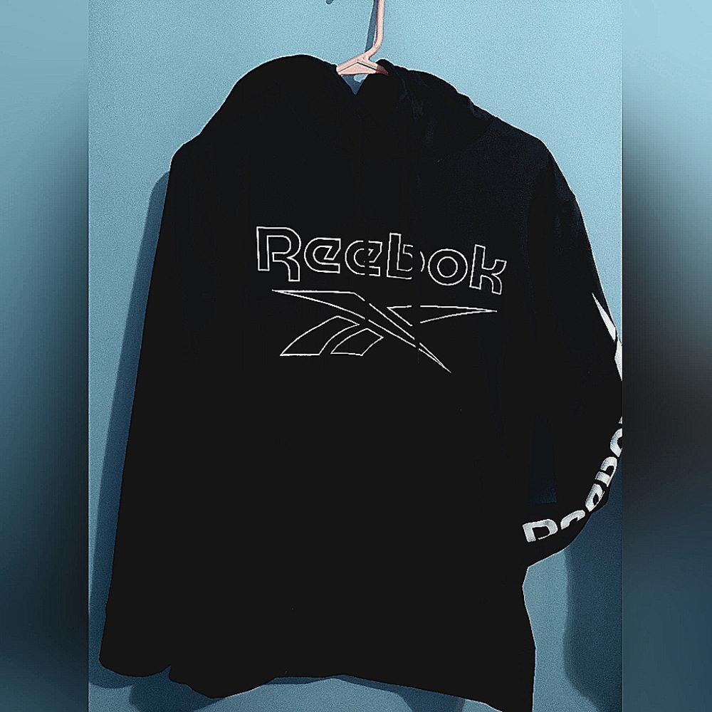 Reebok Hoodie Size Small
